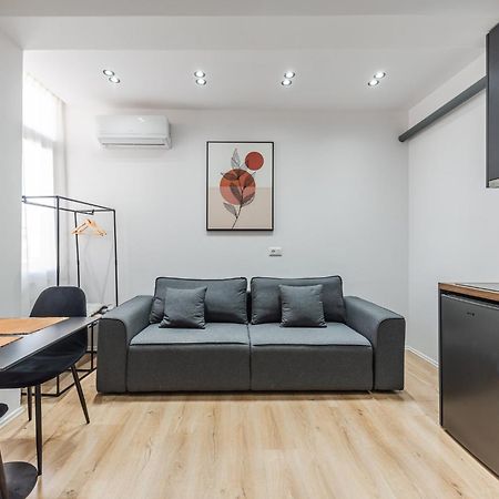 Atelier Apartments By Kondo Stays Tirana Exterior foto