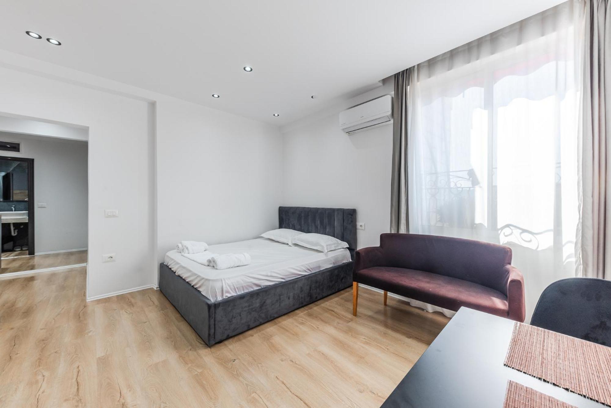 Atelier Apartments By Kondo Stays Tirana Exterior foto