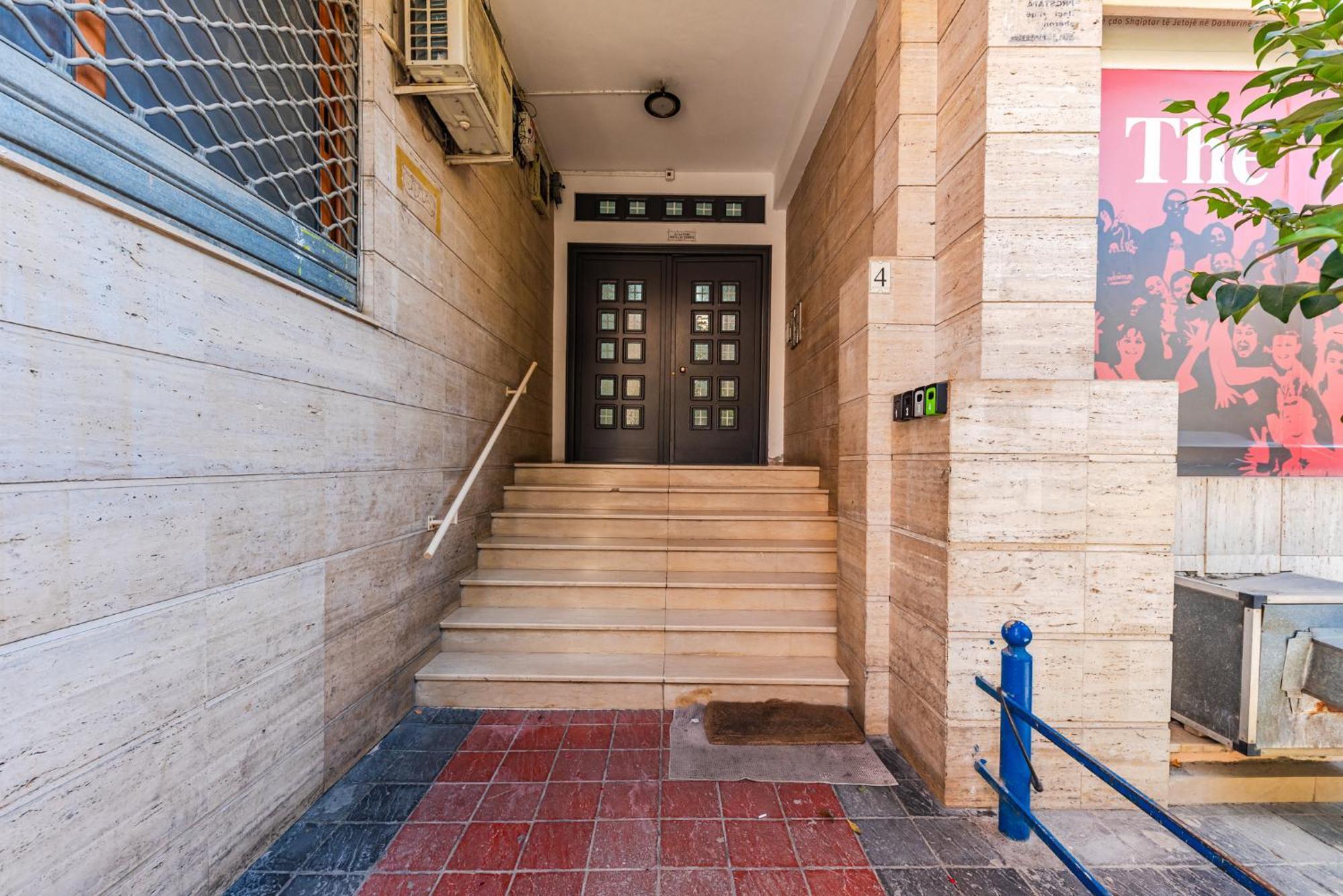 Atelier Apartments By Kondo Stays Tirana Exterior foto